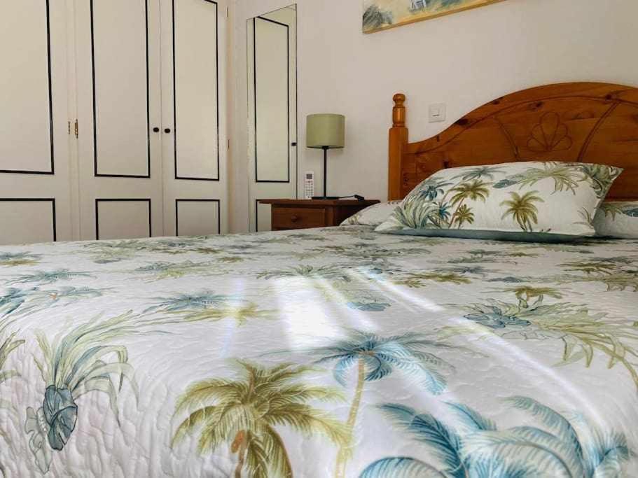 Villa Guadalmina Bonita Con Piscina Playa 800m